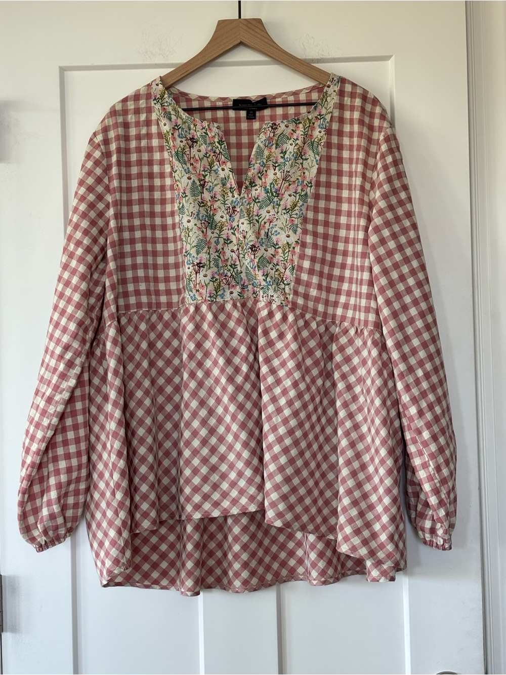 Suzanne Betro Plus Pink Gingham V-Neck Babydoll Hi Lo Peasant Floral Blouse 3X